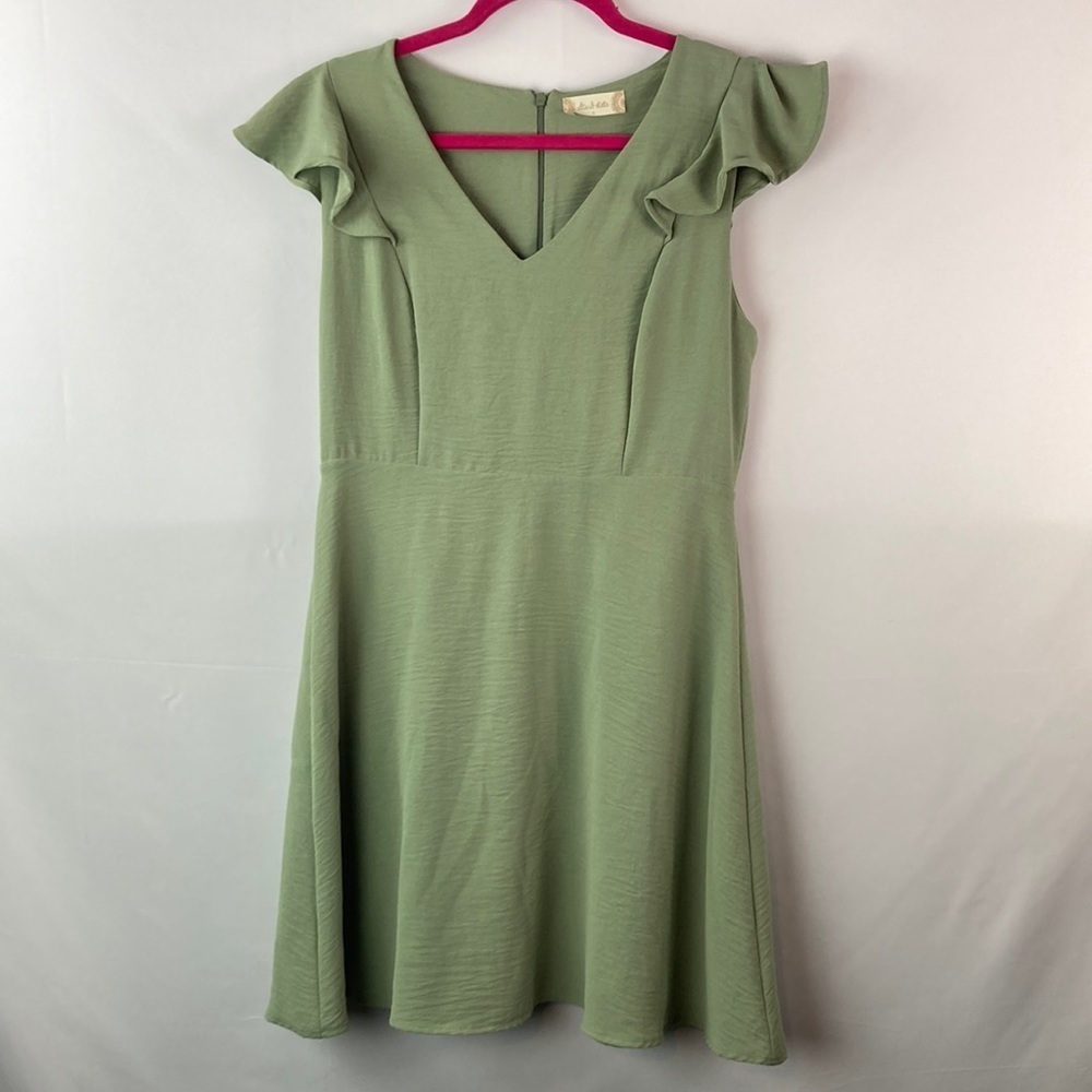 Altar’d state green flutter sleeve dress large